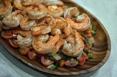 Shrimp Saltado